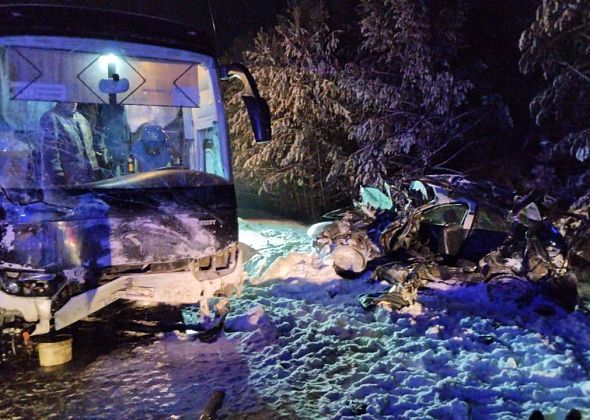 В ДТП с автобусом по маршруту “Североуральск - Екатеринбург” погиб десятилетний ребенок