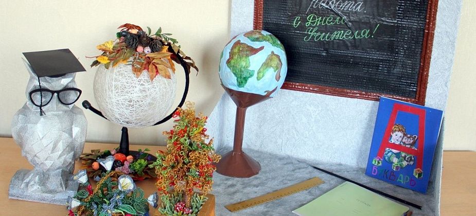 Концерт в честь Дня учителя дали женщины из краснотурьинской ИК-16