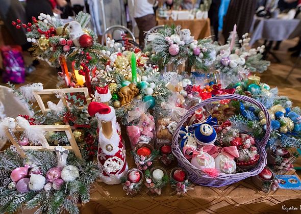 На «Рождественском базаре» мастера ручной работы рассказали о себе и творчестве