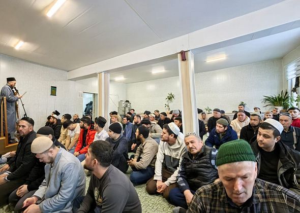 Мусульмане Краснотурьинска празднуют Ураза-байрам
