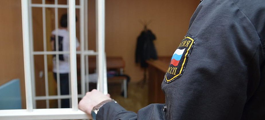 Мужчина, сломавший два ребра собственному отцу, приговорен к сроку