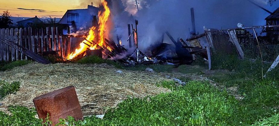 На Медном Руднике произошел пожар