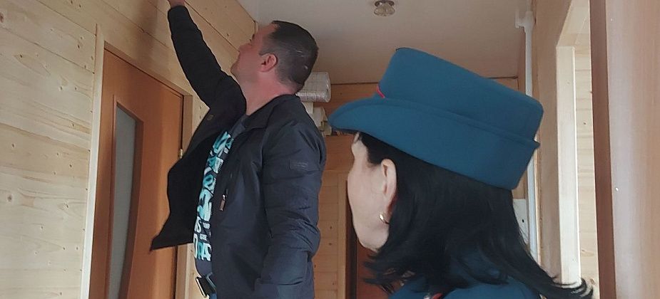 Шесть квартир горожан бесплатно оснастили пожарными извещателями