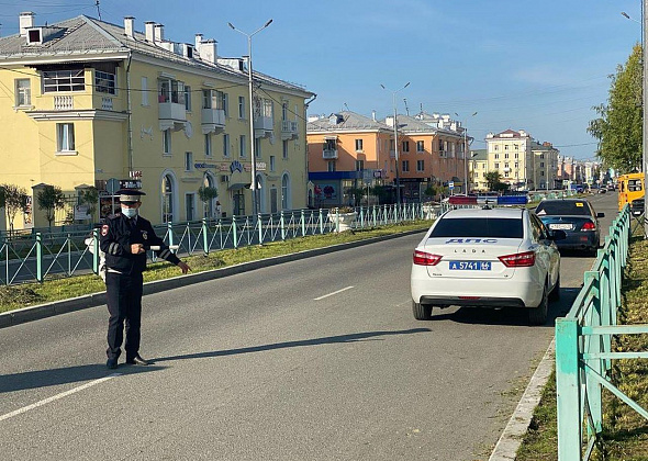 Пешеходы в два раза чаще водителей нарушают правила