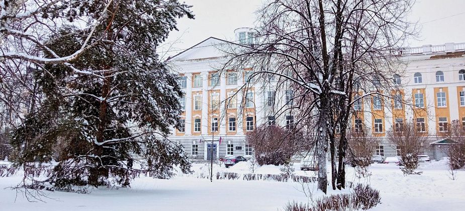 Больница утвердила график работы подразделений в новогодние праздники