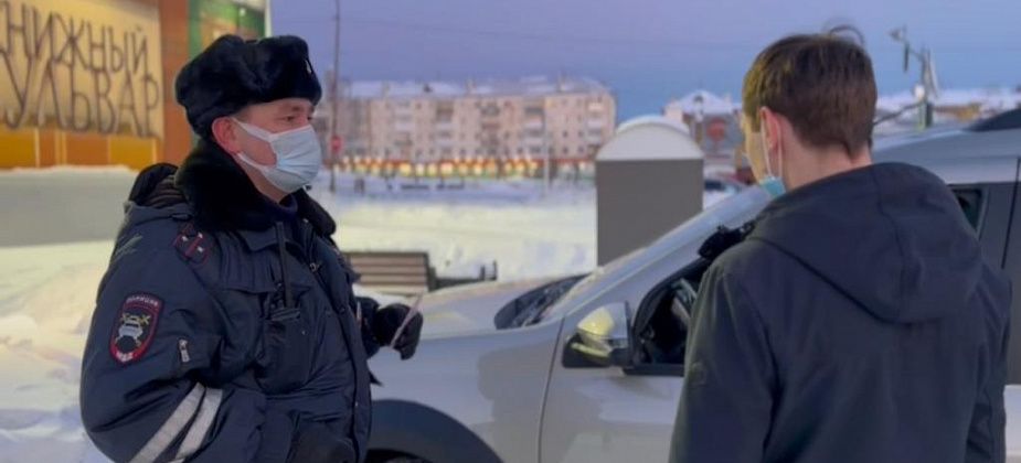 Сотрудники ГИБДД проверили, как краснотурьинцы соблюдают правила перевозки детей