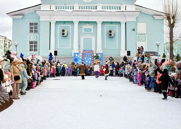 Горожан зовут в Парк влюбленных, чтобы отметить день рождения Деда Мороза