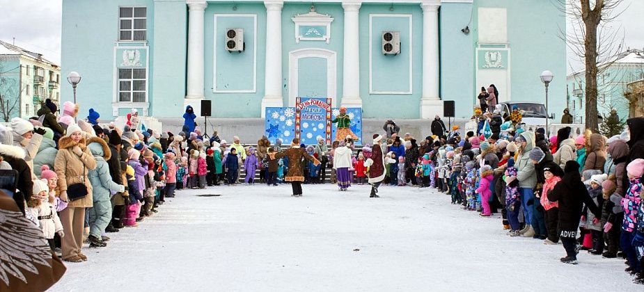 Горожан зовут в Парк влюбленных, чтобы отметить день рождения Деда Мороза