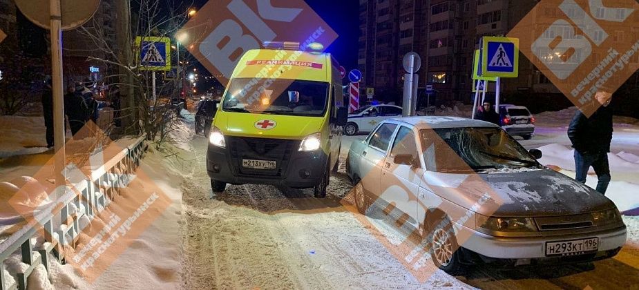 63-летнего пенсионера сбили на пешеходном переходе. От удара он проломил лобовое стекло