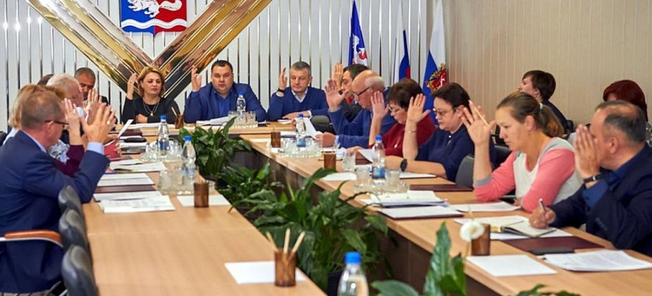 Грамотой Думы наградят еще трех представителей соцполитики