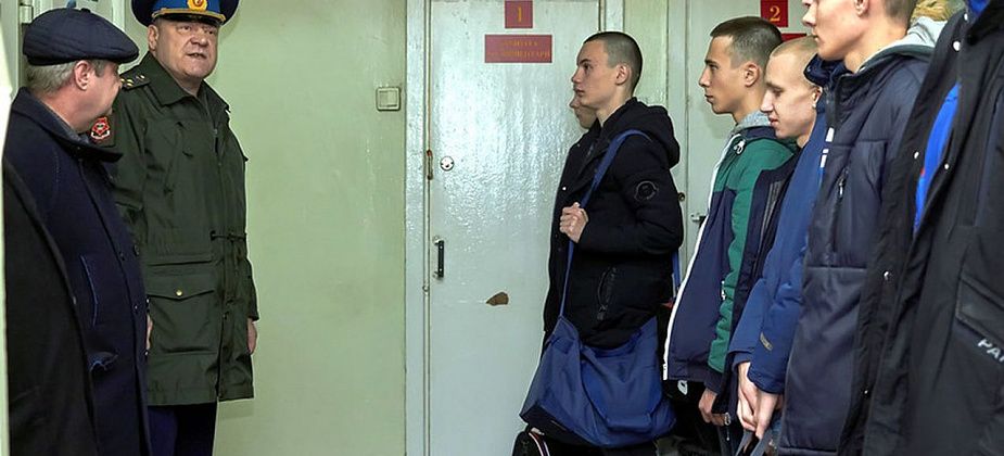 Военком рассказал о том, где будут служить краснотурьинцы