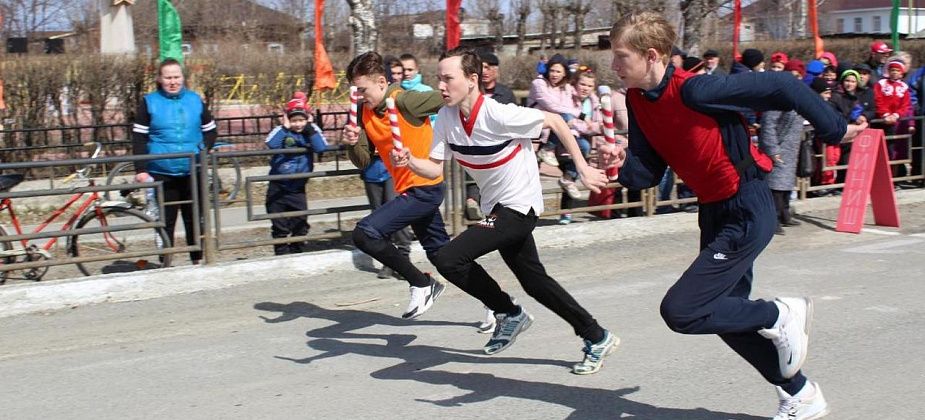 На Рудничном прошла эстафета в честь Дня Победы