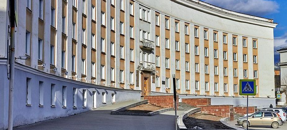 Мэрия Краснотурьинска защитит служащих, сообщивших о фактах коррупции