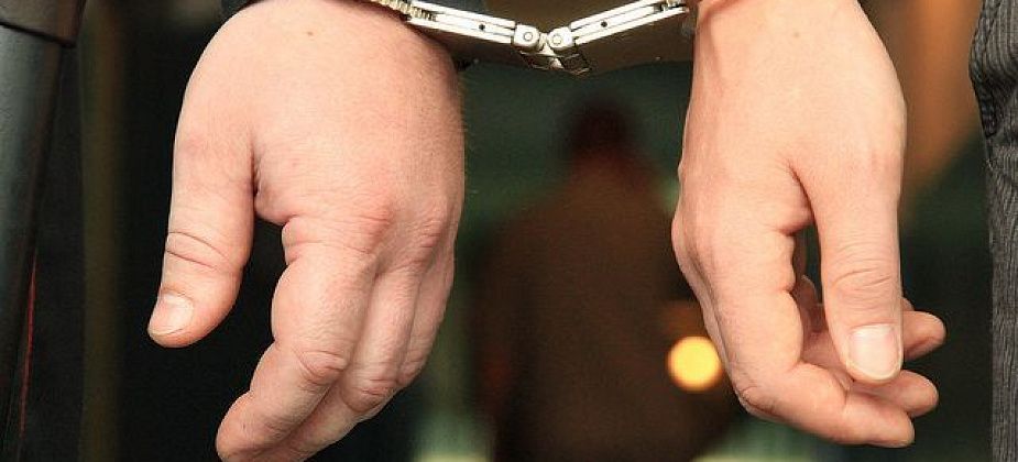 Более  100 000 рублей взыскали с алиментщика за утерю следящего за ним устройства