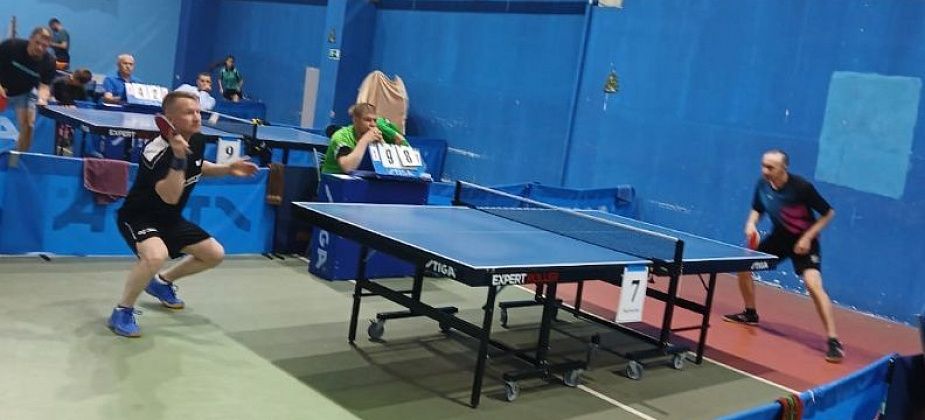 Краснотурьинцы продолжают успешное выступление в чемпионате Урала по настольному теннису