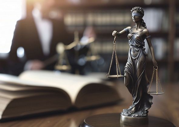 Судья взыскал почти 50 000 рублей с отделения КПРФ в пользу КУМИ