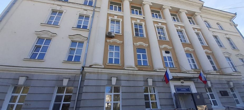 В Краснотурьинске чествовали врачей. Наградами отметили более 120 работников горбольницы