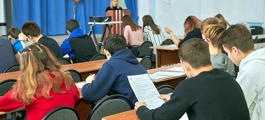 Школьники прошли собеседование на допуск к экзамену по русскому языку