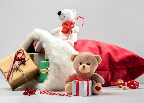 Роспотребнадзор консультирует свердловчан по качеству детских товаров к Новому году