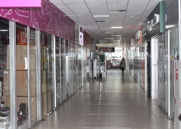 Предпринимательницу из «Столичного» привлекли к суду за продажу одежды без документов