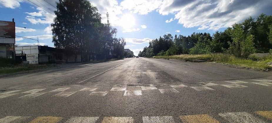В первую очередь ямочный ремонт ждет Октябрьскую