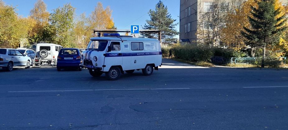 Полиция проверяла автостоянки, гаражи и авторынки