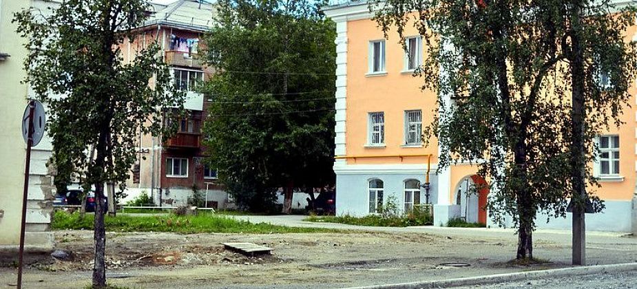 Куда пропали бетонные заборы на улице Карла Маркса? 
