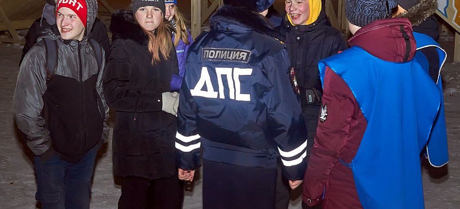 Полиция провела акцию на новогоднем городке