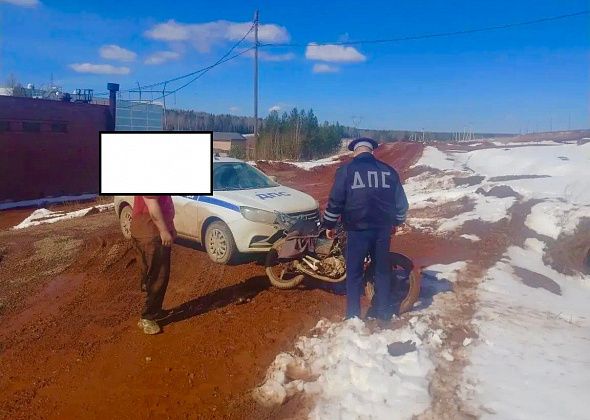 Госавтоинспекция отстранила от вождения 16-летнего мотоциклиста в Краснотурьинске