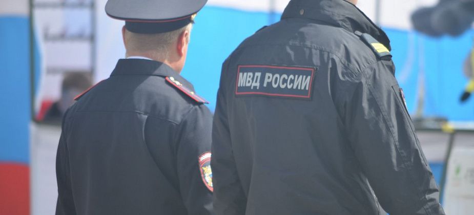 Подозреваемого в наркопреступлении, который «отталкивал полицейских от неожиданности», арестовали