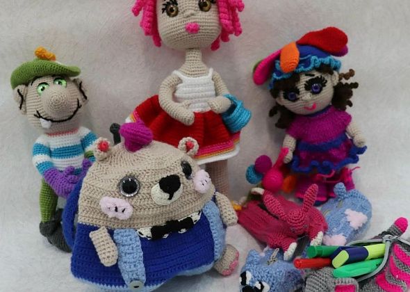 Женщины из ИК-16 связали и сшили подарки для детских учреждений