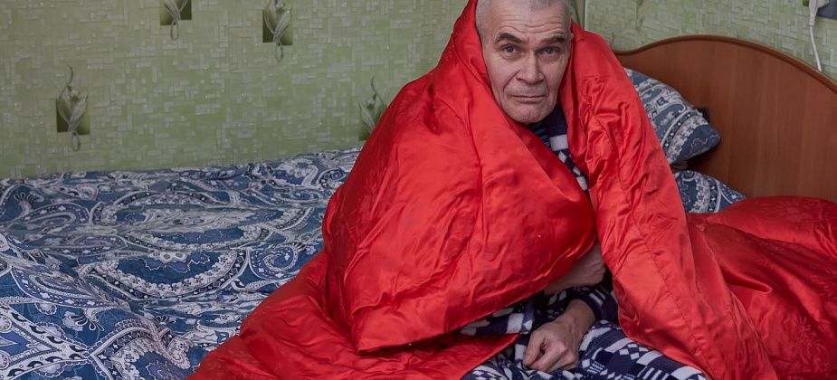Холодные батареи вынуждают горожан утепляться