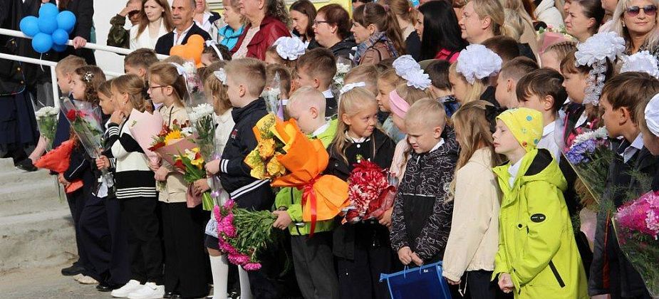 В Госдуме сказали, что выплату родителям всех школьников вряд ли введут