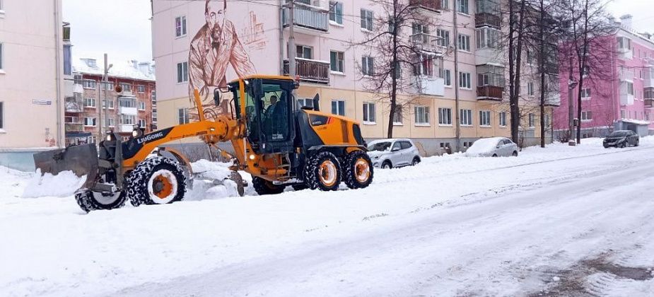 На заседании Думы мэрию похвалили за отличную чистку дорог