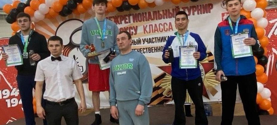 Краснотурьинский боксер занял третье место на турнире в Нягани. «Бой был очень спорным» 