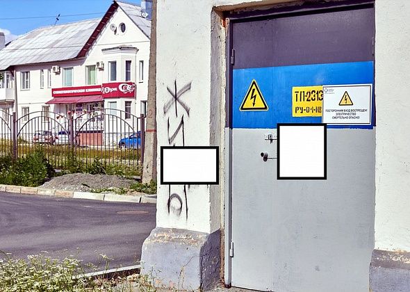 Рядом со зданием суда размещена нацистская свастика. Никто не видит?
