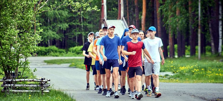 Чаще всего детей в оздоровительные лагеря записывают через Госуслуги