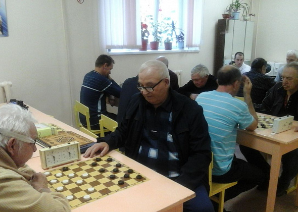 В шахматно-шашечных турнирах сразились 54 спортсмена