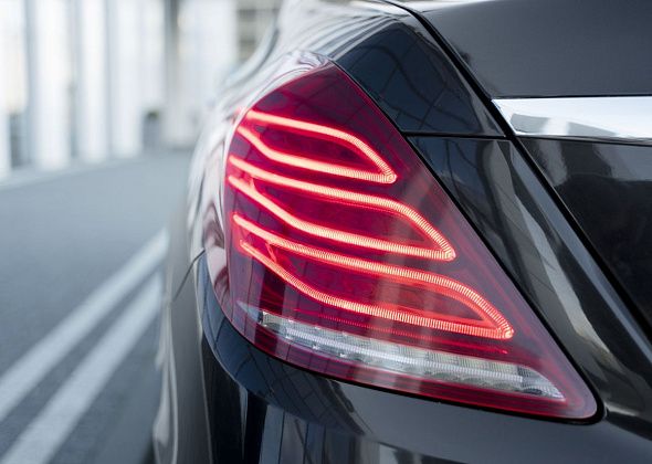 Горожанка заплатит почти 300 тысяч рублей за повреждение Lexus