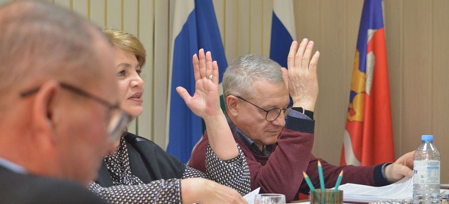 Грамотами Думы наградят тренеров «Маяка» и сотрудников школы-интерната