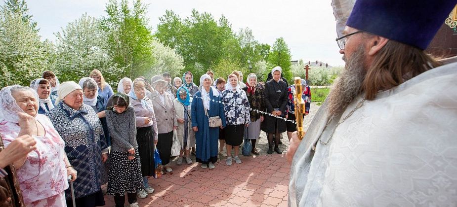 Престольный праздник в честь Николая Чудотворца прошел в соборе Максима Исповедника