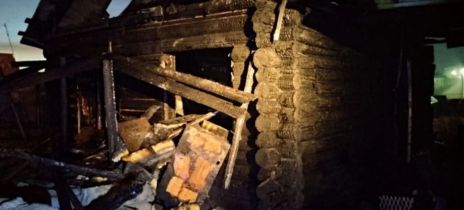 Дом восстановлению не подлежит. Пожар лишил крова семью на Суходойке