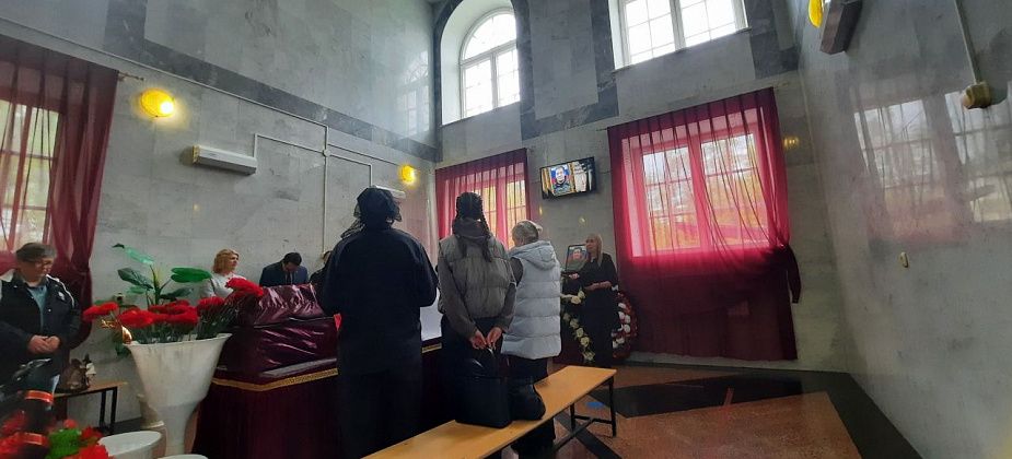 «Мы в блиндаже, возможно, пойдем на боевое задание». Похоронили Сергея Богомякова, погибшего на СВО
