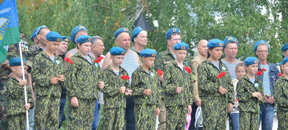 Горожан, служивших в ВДВ, просят помочь проведению праздника 