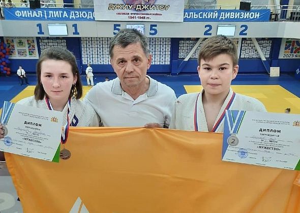 Краснотурьинские единоборцы вернулись с медалями со Всероссийского турнира