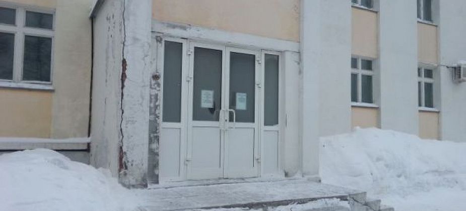 Больница ищет перевозчика 450 тел умерших  