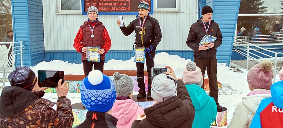 В Краснотурьинске провели соревнования "Лыжня зовет"