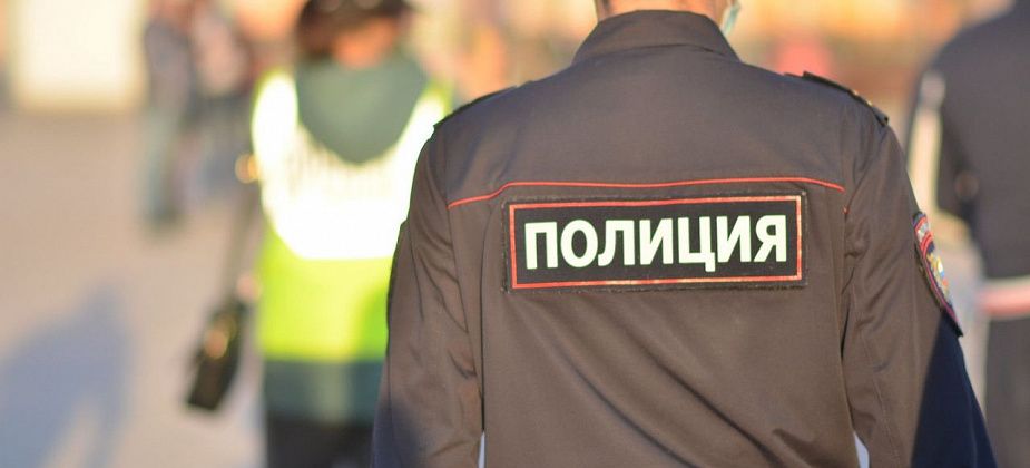 Горожанку, которую хотели проверить на причастность к поножовщине, арестовали на 5 суток