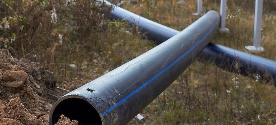 Возобновить строительство водовода обещают в следующем году
