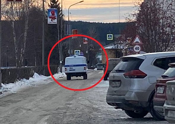 Полицейские в Краснотурьинске врезались в машину коллеги и с места происшествия скрылись